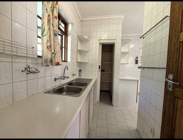 2 BEDROOM RETIREMENT UNIT FOR SALE IN BROMHOF